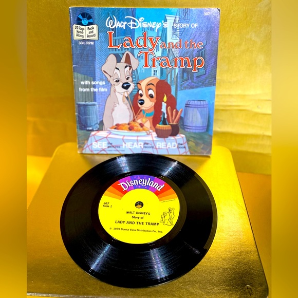 WALT DISNEY’S VTG 1979 STORY OF LADY AND THE TRAMP RECORD & 24p READ ALONG BOOK - Picture 2 of 16